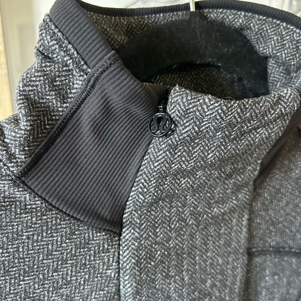 Lululemon Base Runner 1/2 Zip - Picture 7 of 8